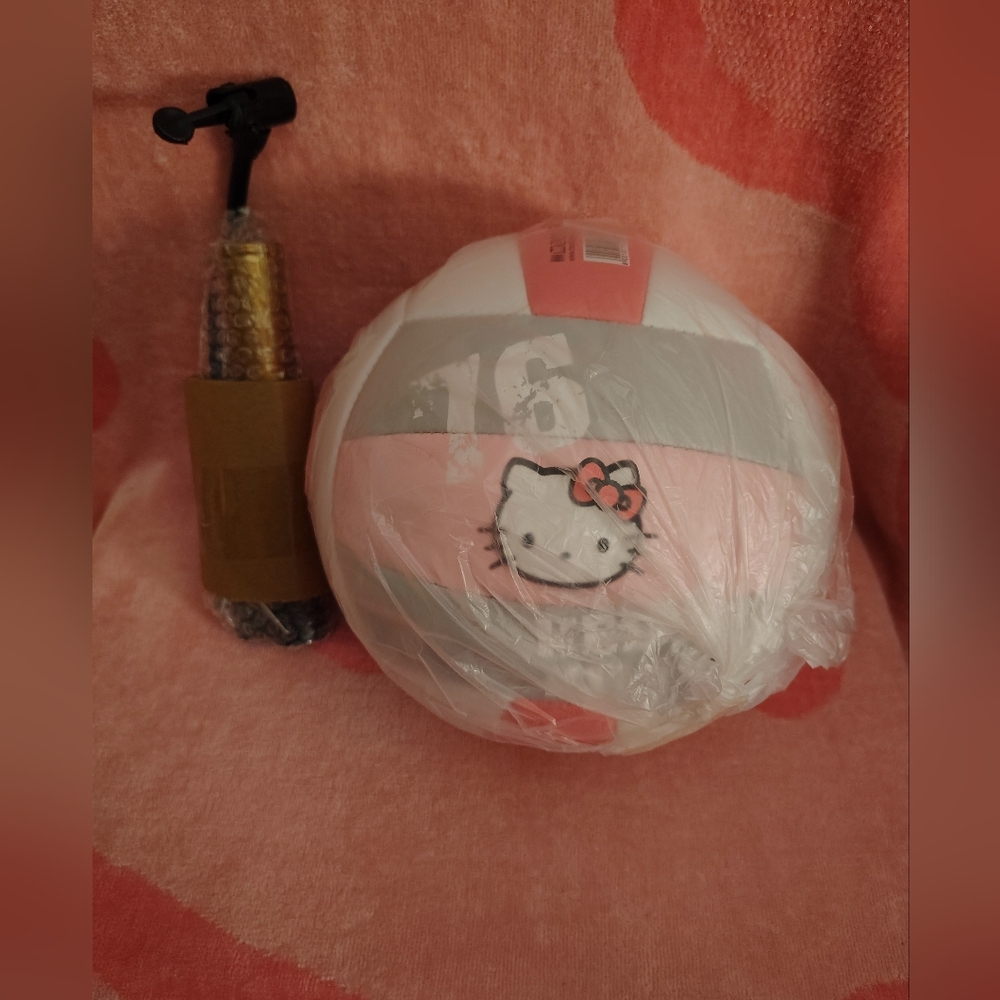 EXCLUSIVE - Hello Kitty Officially Licensed Volleyball with Air Pump - Picture 4 of 4
